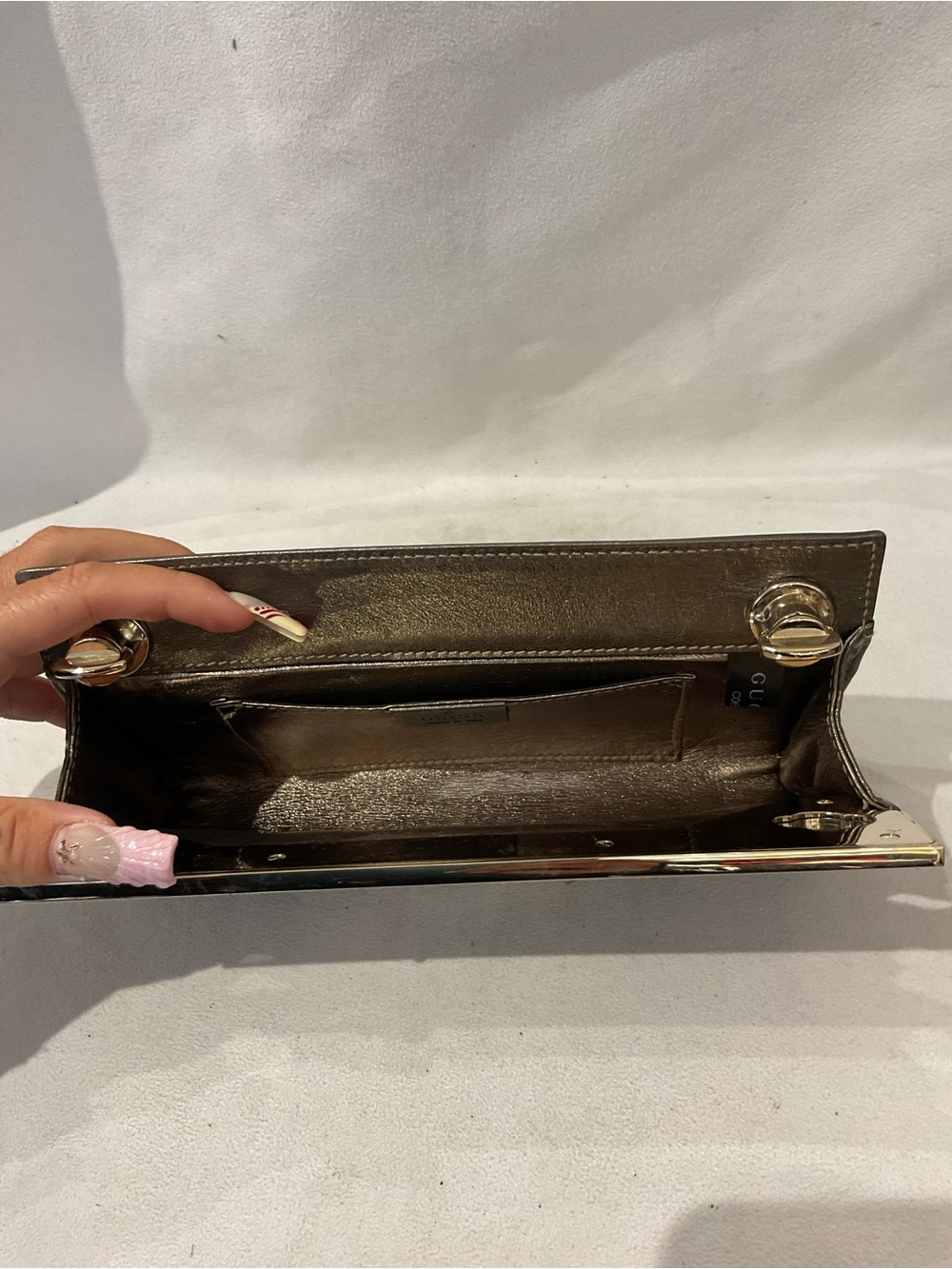 Gucci Clutch - Picture 6 of 9